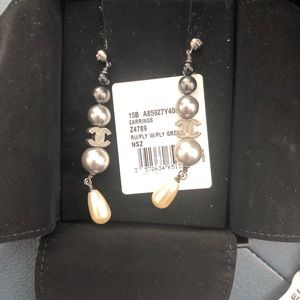 Silver Grey. Pearl Cc Faux Long Piercing Earrings